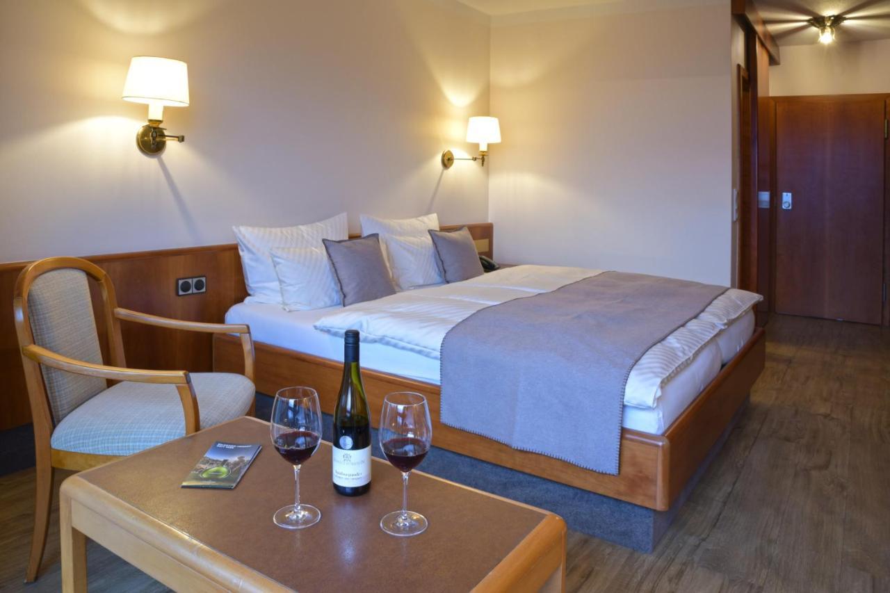 Kaefernberg - Weinhotel Alzenau in Unterfranken Kültér fotó