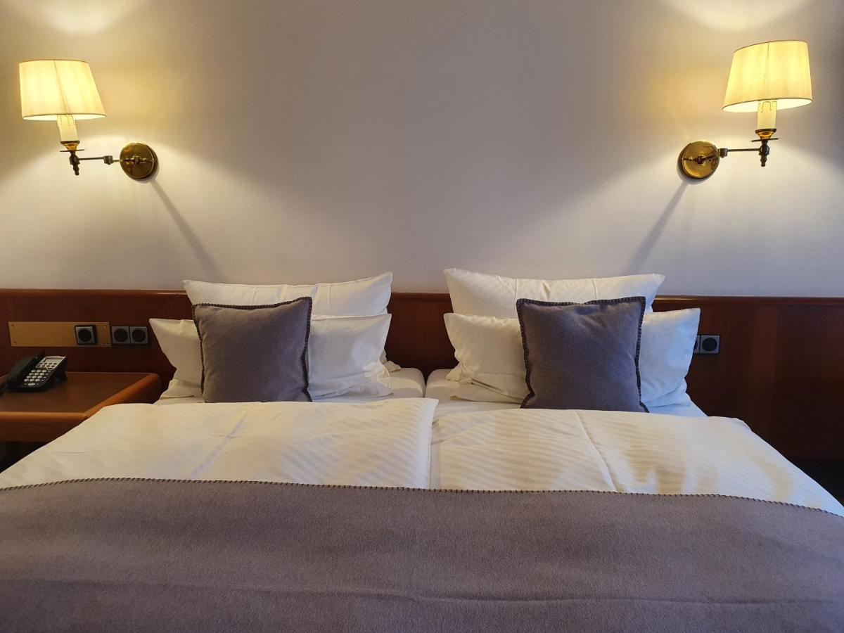 Kaefernberg - Weinhotel Alzenau in Unterfranken Kültér fotó